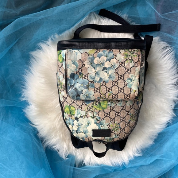 Gucci Bookbag - Picture 5 of 14